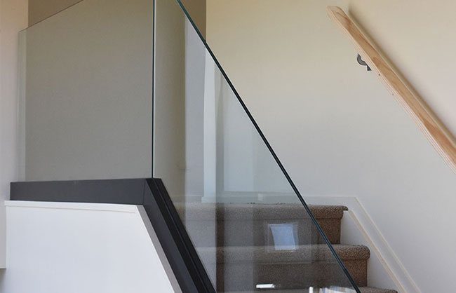 glass staircase balustrade with channel