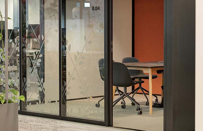 glass pattern partitions