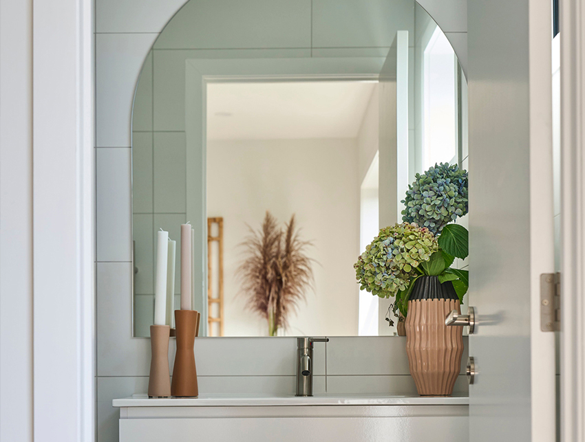 arch mirror