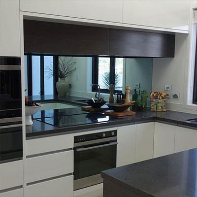 mirror splashback